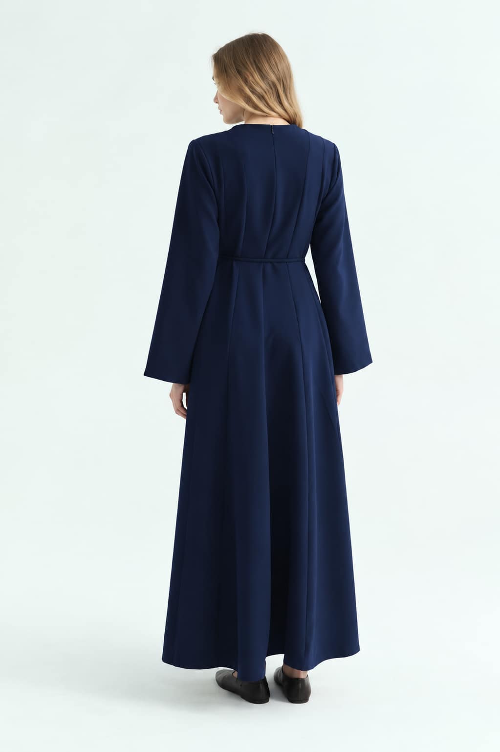 Elegante donkerblauwe A-lijn jurk met stretchy stof en riem