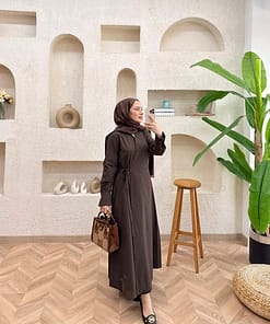 Katoenen Jurk met Strikdetail Bruin – Modest Jurk Dames