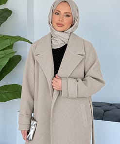 Lange beige oversized mantel dames met ceintuur 130 cm